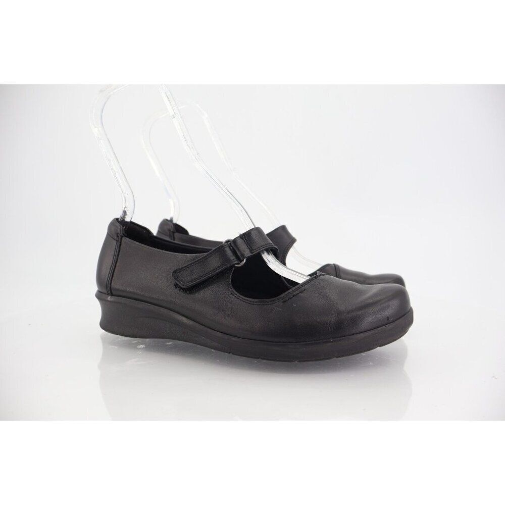 Clarks Women's Hope Henley Mary Jane Shoe Size 9 Black Low Flat Comfy Wedge